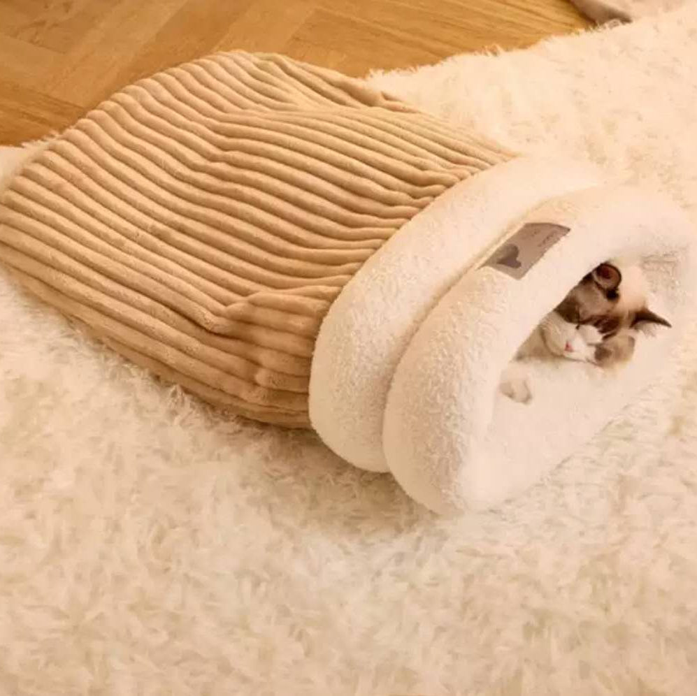 Cat Sleeping Bag for Inddor Cats Self Warming Soft Cave Bed Cat Nest